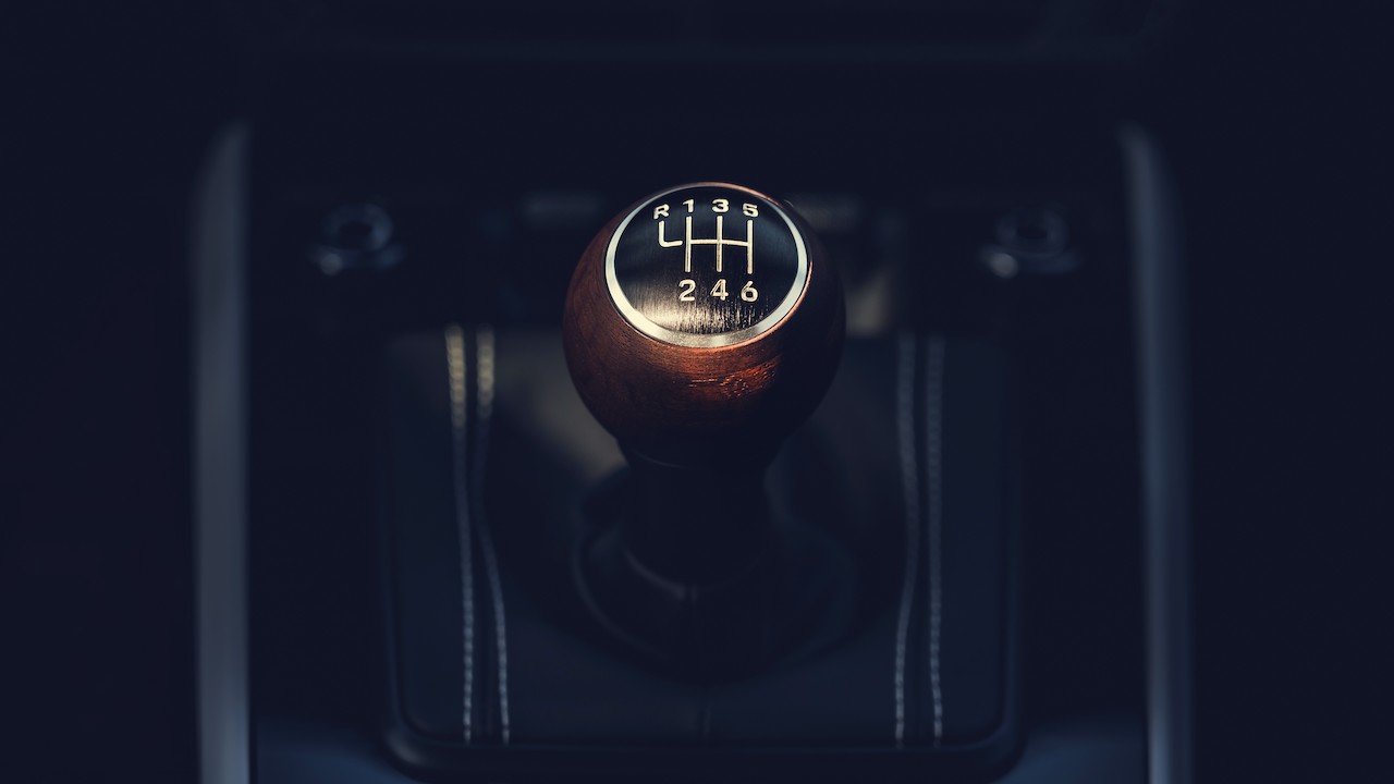 AUBERGINE_911_CARRERA_S_MANUAL_021_DSC03692